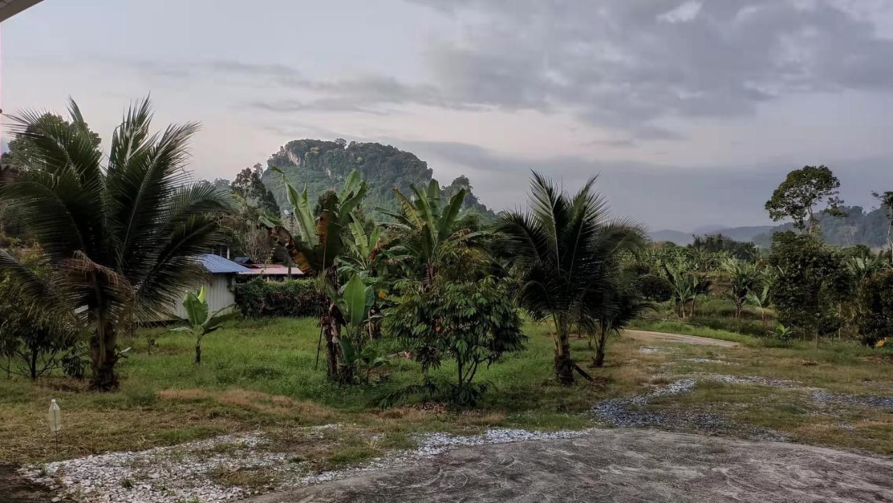 Country House Pulai Holiday Village Gua Musang Exterior foto