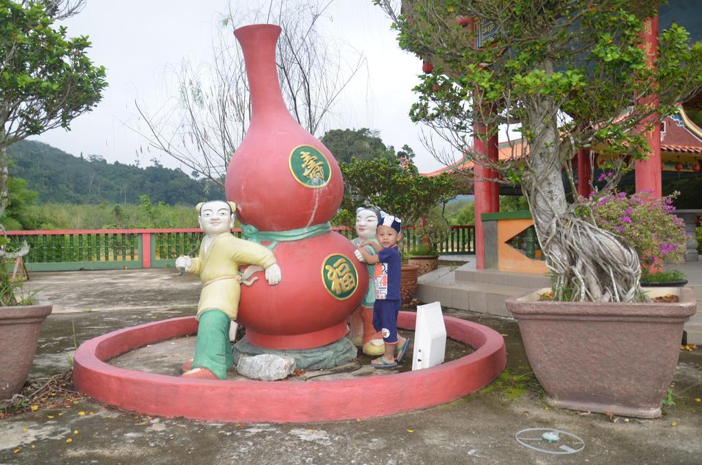 Country House Pulai Holiday Village Gua Musang Exterior foto